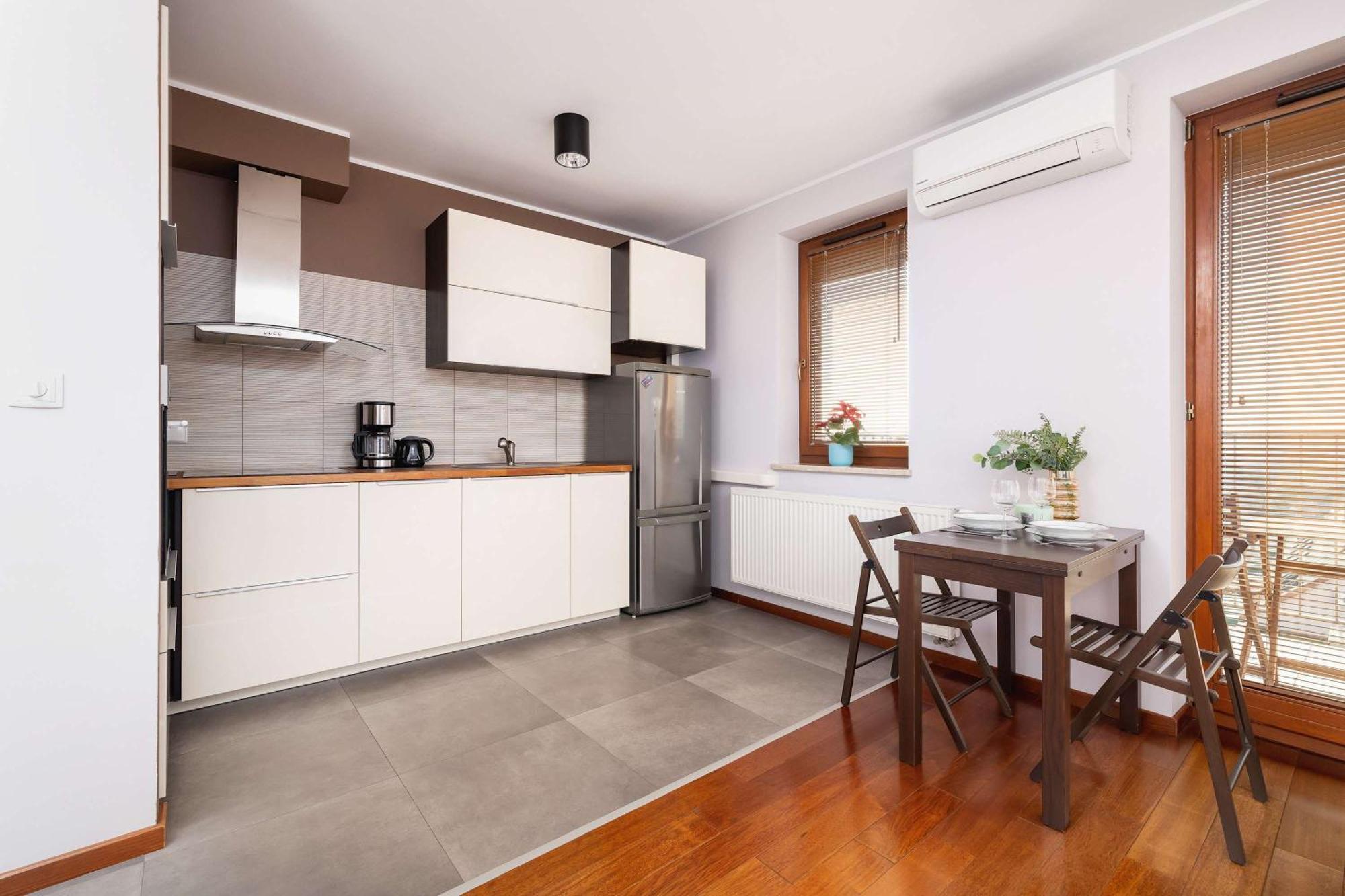 Apartment Exceptional With Balcony By Renters *
