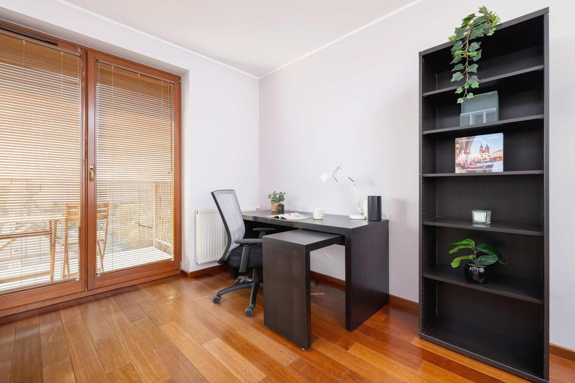 Exceptional With Balcony By Renters Apartment